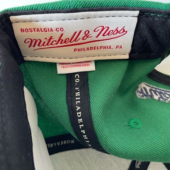 NWT Mitchell & Ness Vintage Hockey Vancouver Canucks Adjustable Flat Bill Cap - Picture 8 of 9